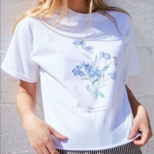 Brandy Melville Forget-me-not tee